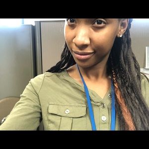 Meet your Posher, Jasmine